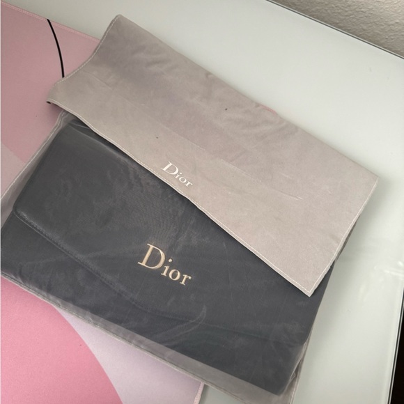 Vintage DIOR clutch, excellent condition! Authentic - Picture 2 of 15